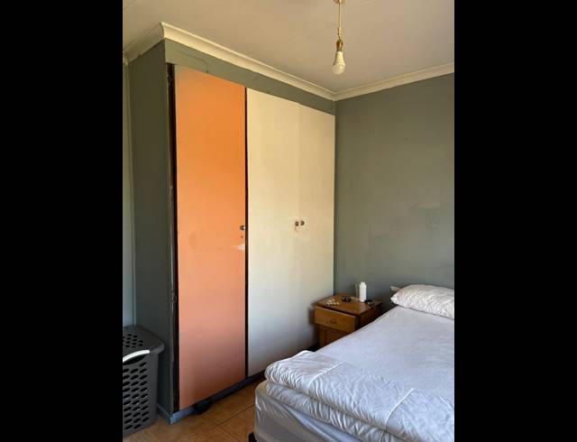 4 BEDROOM HOUSE FOR SALE IN SIGNAL HILL